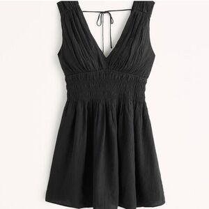 Abercrombie Smocked Plunge Crinkle Mini Dress, Black, Size LT